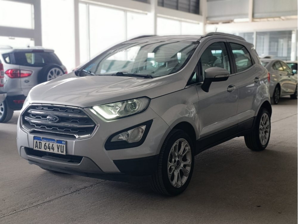 ECOSPORT TITANIUM 2019 con 100000 kms